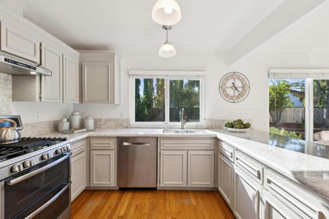 733 Grimswood Court, San Jose CA: https://media.crmls.org/mediaz/74938dee-dcf5-4fde-94c9-b27f20c61665.jpg