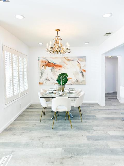 6916 Graham Avenue, Newark CA: https://media.crmls.org/mediaz/7493a896-e452-4937-8377-744fee497c71.jpg