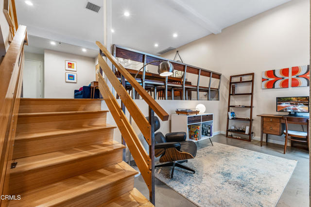 Detail Gallery Image 23 of 47 For 11912 Riverside Dr #20,  Valley Village,  CA 91607 - 2 Beds | 3 Baths