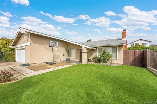 Detail Gallery Image 3 of 19 For 10905 Hansom Ln, Spring Valley,  CA 91978 - 4 Beds | 2 Baths