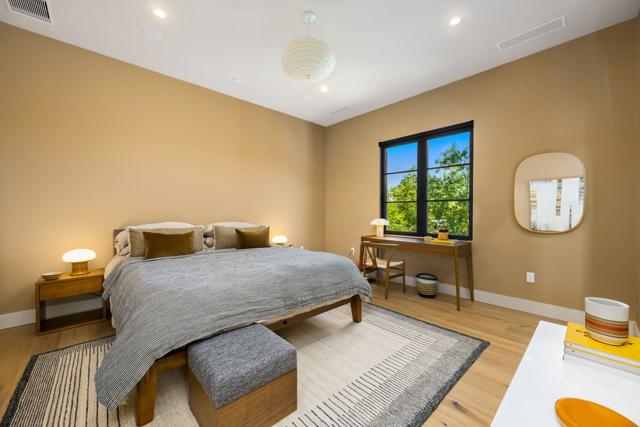 Image 57 of 63 For 78751 Deacon Drive