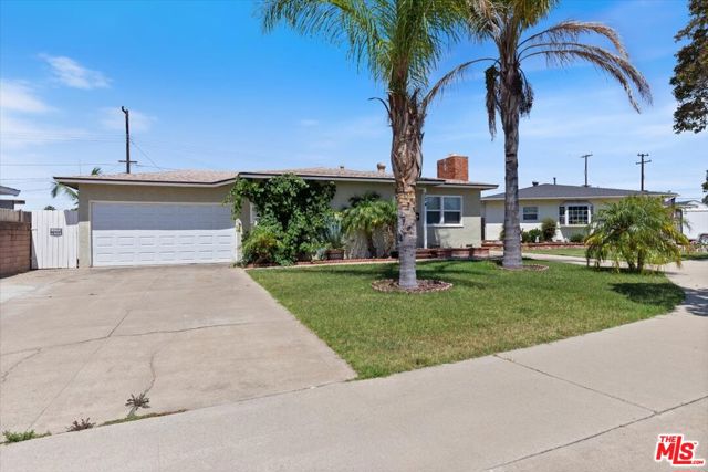 774 N Russell Drive, Orange CA: https://media.crmls.org/mediaz/74965cad-6e08-4852-bf65-42919926627c.jpg