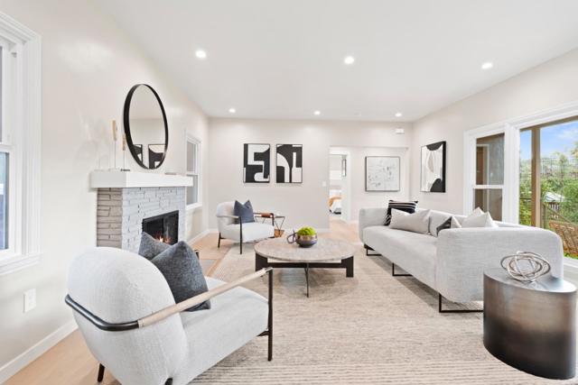 2105 Stratford Way, San Mateo CA: https://media.crmls.org/mediaz/7496c915-c121-41ab-9181-34558c29ac1d.jpg