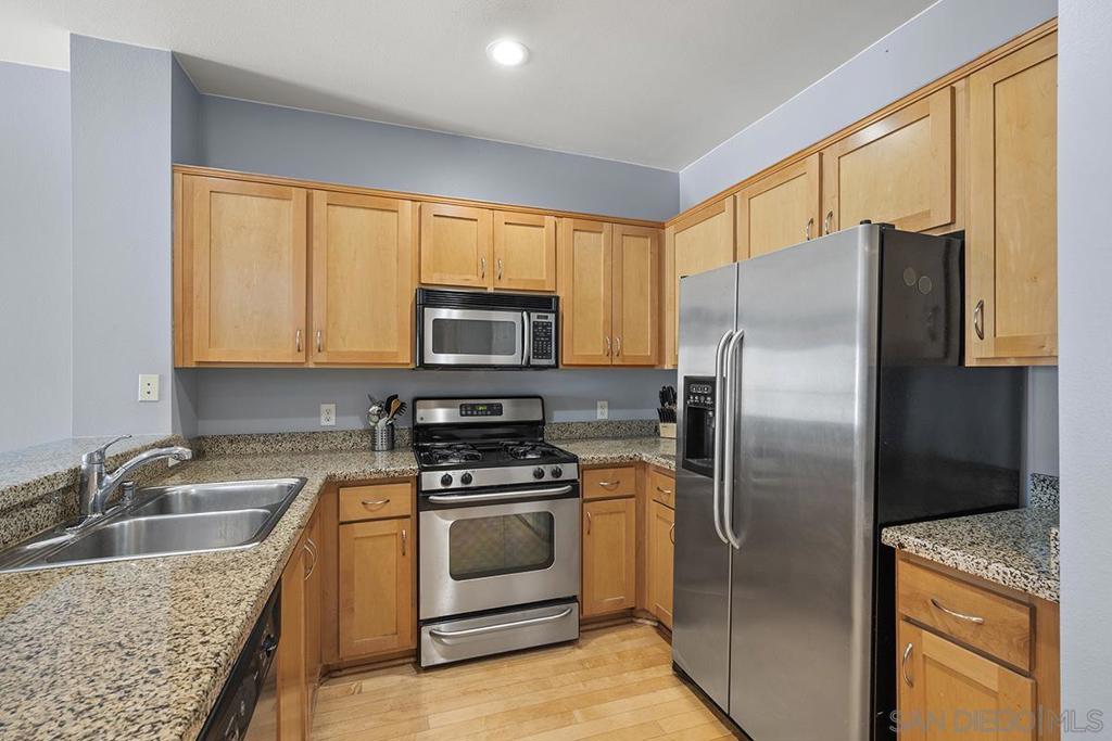 450 J Street - photo 12
