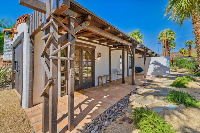 52862 Eisenhower Drive Drive, La Quinta CA: https://media.crmls.org/mediaz/74973211-40c2-4f7a-8ef4-6aec0a34def2.jpg