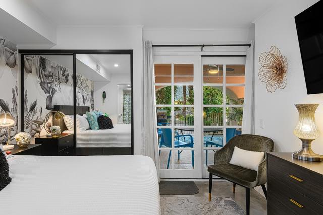 500 E Amado Road, Palm Springs CA: https://media.crmls.org/mediaz/74974296-951d-4814-b7e3-aec42037a728.jpg