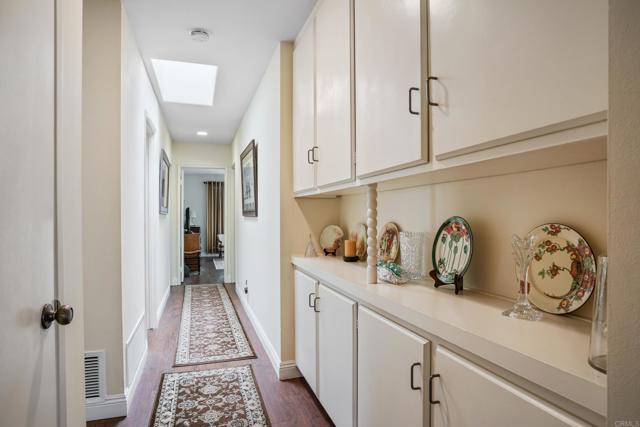 6034 Wenrich Drive, San Diego CA: https://media.crmls.org/mediaz/74987eb0-9871-4e26-88ea-821c744df6d5.jpg