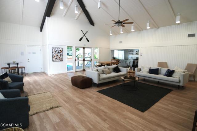 1228 S Westlake Boulevard, Westlake Village CA: https://media.crmls.org/mediaz/7498d91e-aa4a-4bcd-8d5a-f492787d681c.jpg