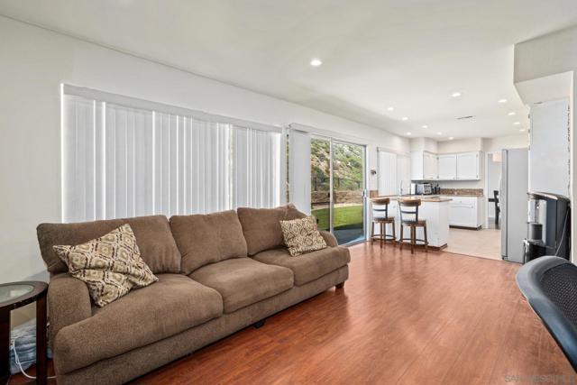 17078 Matinal Rd, San Diego CA: https://media.crmls.org/mediaz/74996ddb-0ace-4d95-bdb9-0709663ee581.jpg