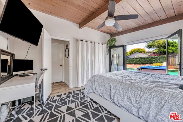 1148 Turquoise Street, San Diego CA: https://media.crmls.org/mediaz/7499dbe2-835a-40e9-b537-89581b778f55.jpg