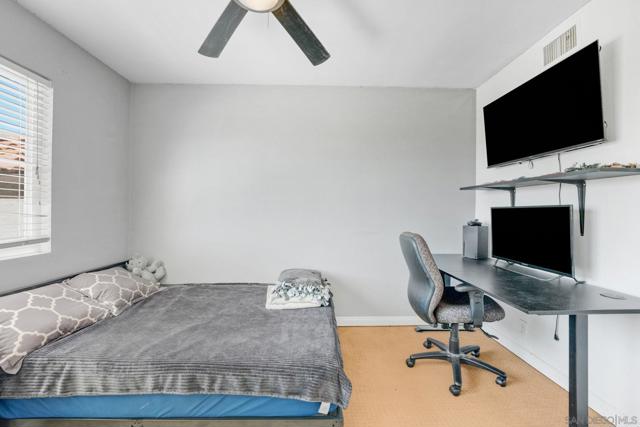 1627 Woodrun Place, El Cajon CA: https://media.crmls.org/mediaz/749a4d02-3b3b-442e-bbba-1e0ac3a879db.jpg