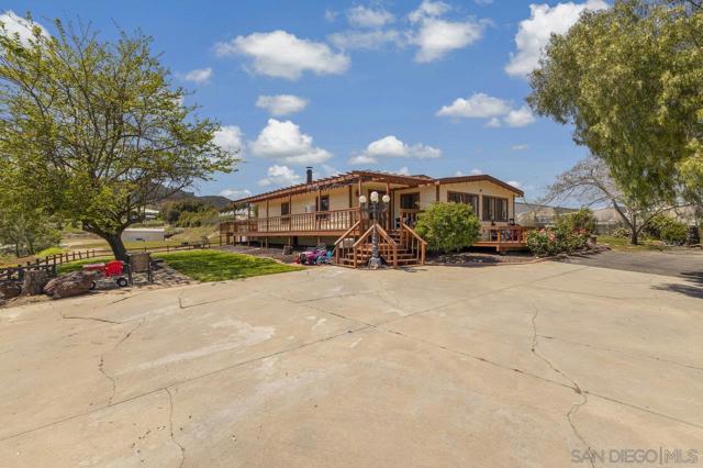 3232 N Twin Oaks Valley Rd, San Marcos CA: https://media.crmls.org/mediaz/749a86ce-66b3-4400-8d4b-0ed99fa18f2d.jpg