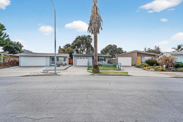 514 Argos Circle, Watsonville CA: https://media.crmls.org/mediaz/749ae0e6-9cf7-4a75-97aa-d160cff61b20.jpg
