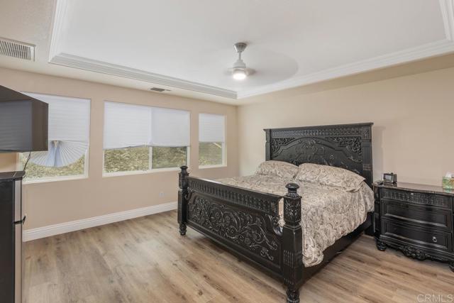 Detail Gallery Image 21 of 41 For 1402 Antioch Ave, Chula Vista,  CA 91913 - 5 Beds | 3/1 Baths