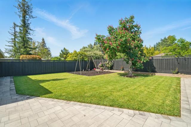 660 Giralda Drive, Los Altos CA: https://media.crmls.org/mediaz/749b5a81-bb2d-481e-903c-19311be86f39.jpg