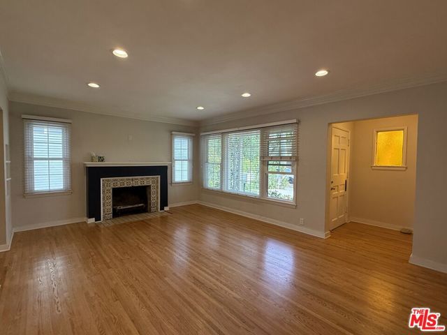 11293 Brookhaven Avenue, Los Angeles CA: https://media.crmls.org/mediaz/749b8ae2-b9b4-423d-bf2b-3449a9ce982a.jpg