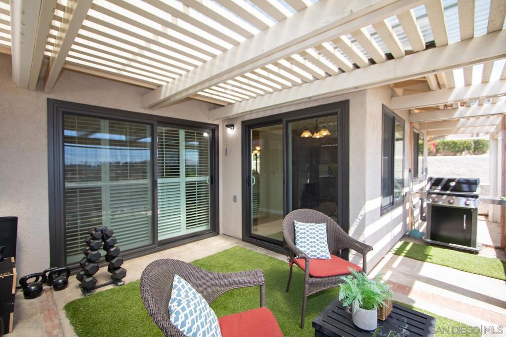 12733 Via Nasca - photo 17