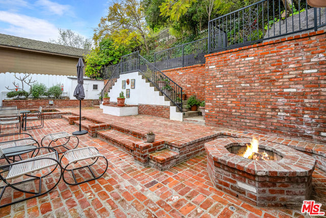 751 Westholme Avenue, Los Angeles CA: https://media.crmls.org/mediaz/749c8d22-29d5-487d-b4b6-7a6ecf116ca7.jpg