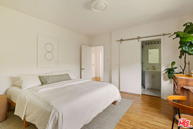 2 Bed Home for Sale in Los Angeles, California
