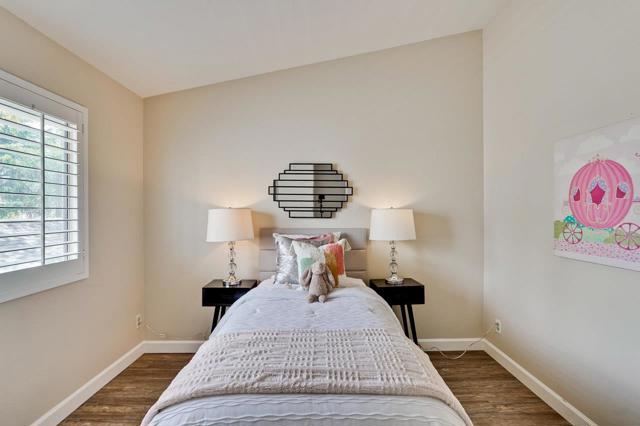 336 Shadow Run Drive, San Jose CA: https://media.crmls.org/mediaz/74a004c7-8768-4a26-9999-3887b197eba4.jpg