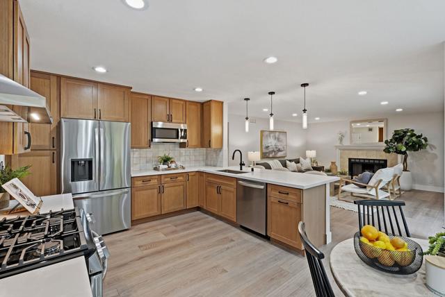 Detail Gallery Image 16 of 44 For 3442 Celinda Dr, Carlsbad,  CA 92008 - 5 Beds | 2/1 Baths