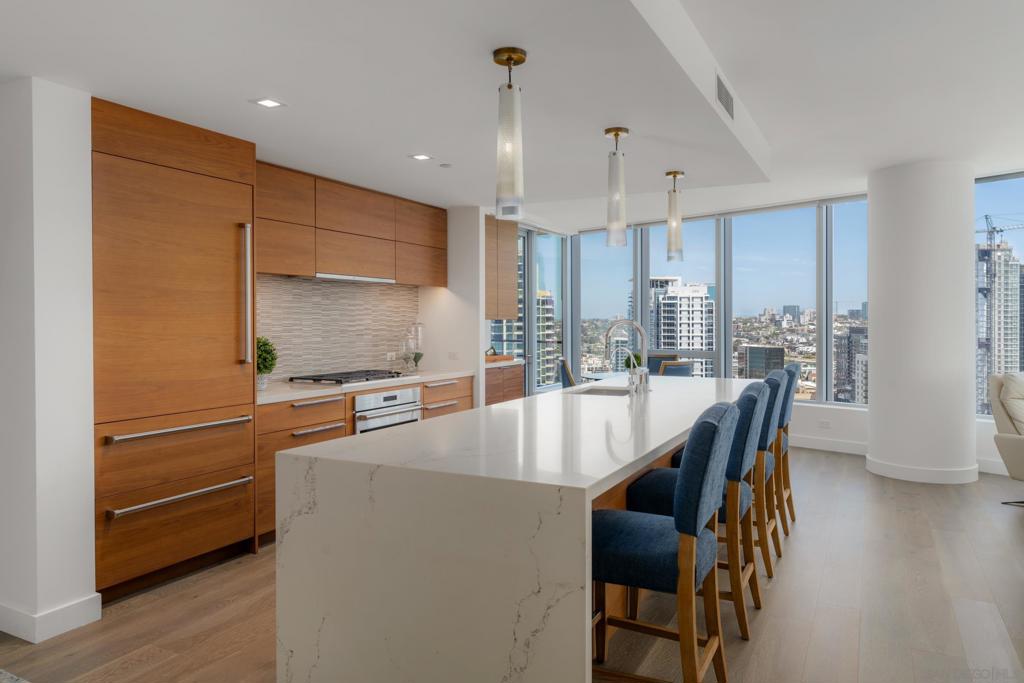 888 E Street - photo 9