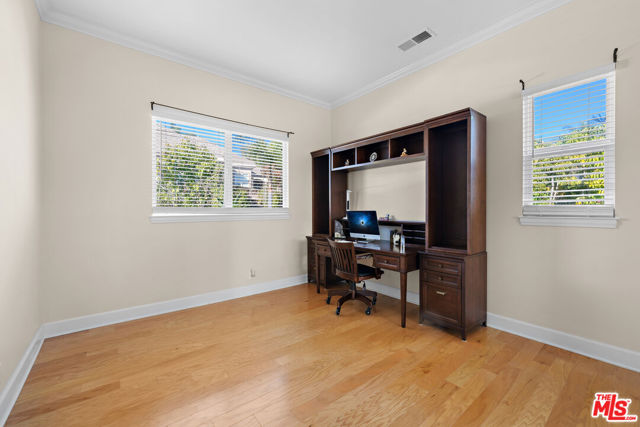 2428 Oak Canyon Place, Escondido CA: https://media.crmls.org/mediaz/74a46438-76e5-4d1d-9b26-706a3d795a72.jpg