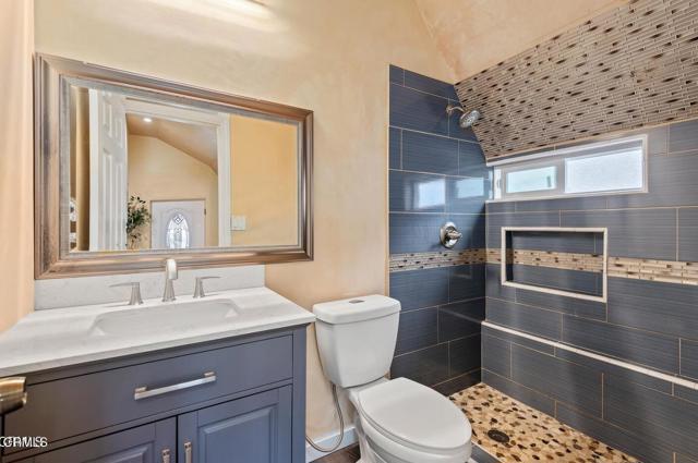 Detail Gallery Image 9 of 12 For 831 Blaine Ave, Fillmore,  CA 93015 - 2 Beds | 1 Baths