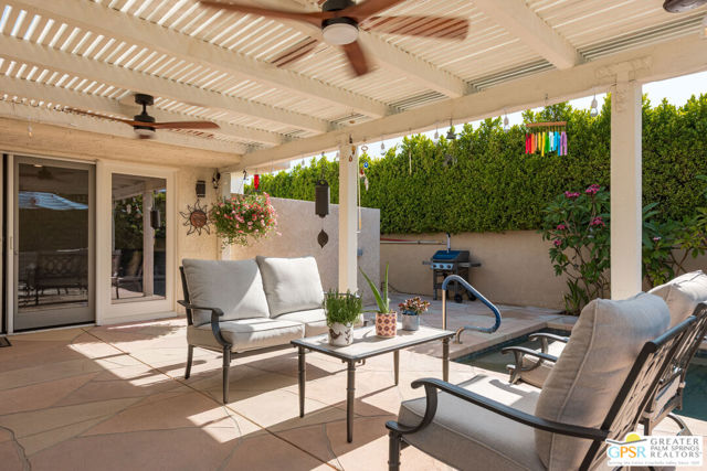 2795 Alondra Way, Palm Springs CA: https://media.crmls.org/mediaz/74a5a66a-9ed9-497e-b0d3-32d01f8fbe09.jpg