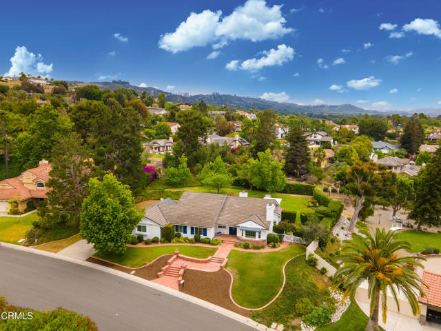 6861 Aviano Drive, Camarillo CA: https://media.crmls.org/mediaz/74a5e3da-9f7b-4952-b172-c0768f7af66e.jpg
