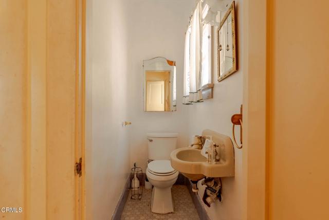 Detail Gallery Image 17 of 44 For 555 Kensington Dr, Fillmore,  CA 93015 - 4 Beds | 3 Baths