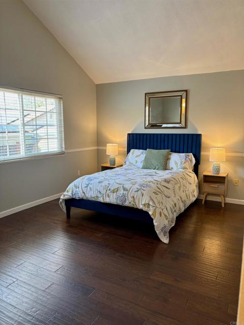 1004 Glenwood Way, Escondido CA: https://media.crmls.org/mediaz/74a68308-acde-4c50-9ccb-399c180c08aa.jpg