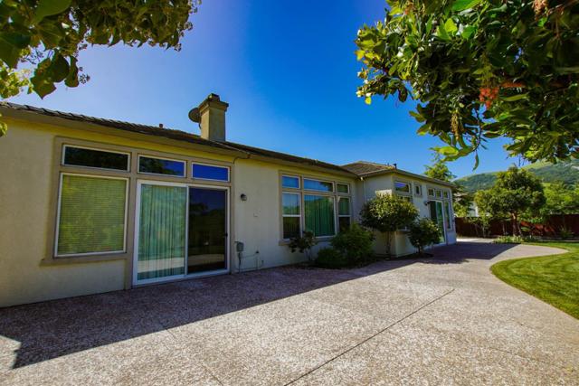 334 Paseo Gularte, San Juan Bautista CA: https://media.crmls.org/mediaz/74a69bfe-a2f4-4974-86d9-d6dae367f3cd.jpg