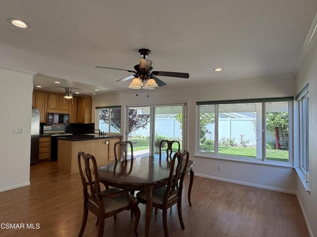 2321 Century Avenue, Simi Valley CA: https://media.crmls.org/mediaz/74a7843e-bf90-4c6c-a4f4-e810b282d3c1.jpg