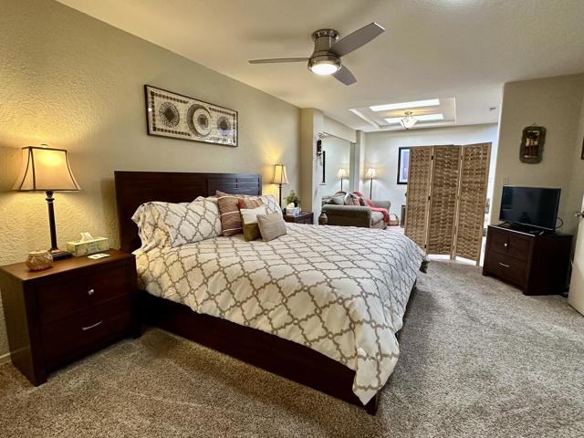 138 Gran, Palm Desert CA: https://media.crmls.org/mediaz/74a9521b-ce67-4b10-8511-fcb94ab00ba7.jpg