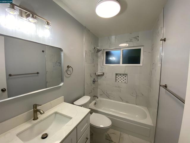 3063 Simas Ave, Pinole CA: https://media.crmls.org/mediaz/74abb738-ddcc-490a-ae37-48e7a2683b85.jpg