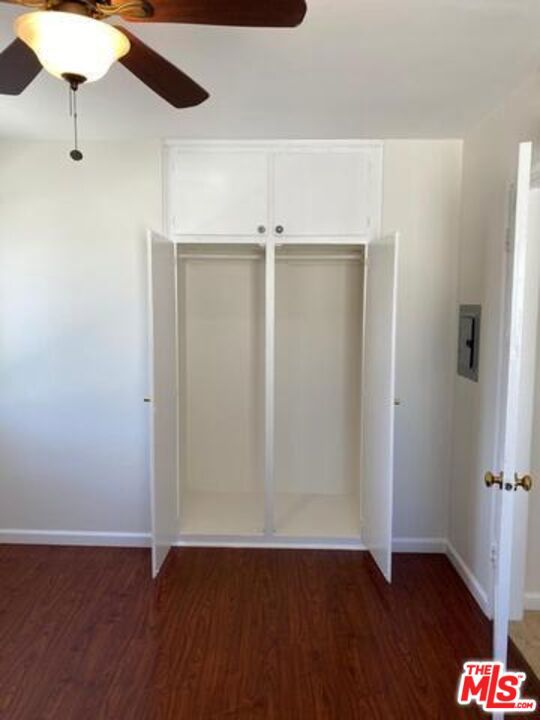 5784 Corbett Street, Los Angeles CA: https://media.crmls.org/mediaz/74ac1933-887d-46c3-a769-90e61e12beb2.jpg