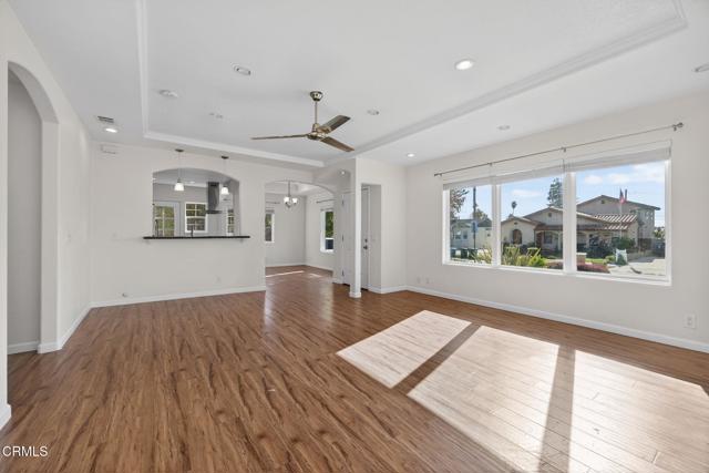 Detail Gallery Image 4 of 21 For 2007 Poli St, Ventura,  CA 93001 - 3 Beds | 2 Baths