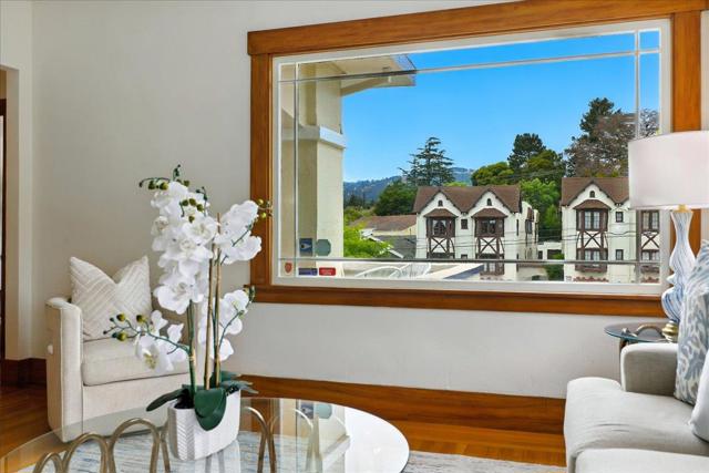 5555 Carlton Street, Oakland CA: https://media.crmls.org/mediaz/74ad4367-9e19-4895-9eff-7fcbaf284745.jpg