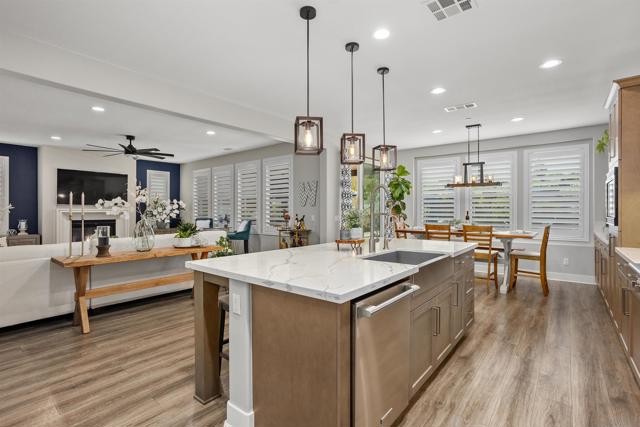303 Ventasso Way, Fallbrook CA: https://media.crmls.org/mediaz/74ae27d4-4a35-48b2-9ef3-8d39ee1e2ce5.jpg