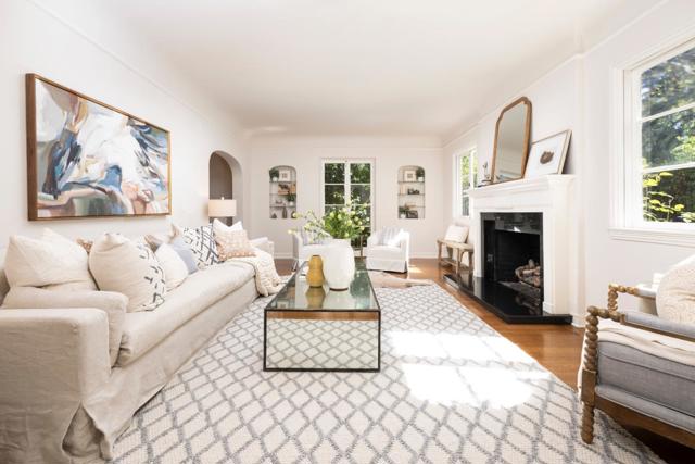 526 W Poplar Avenue, San Mateo CA: https://media.crmls.org/mediaz/74ae838c-e073-426c-9513-c780ccd42fc9.jpg