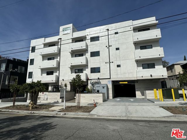 627 N Dillon St, Los Angeles, CA 90026