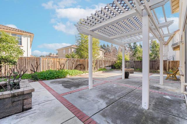Image 42 of 46 For 37812 Appletree Court