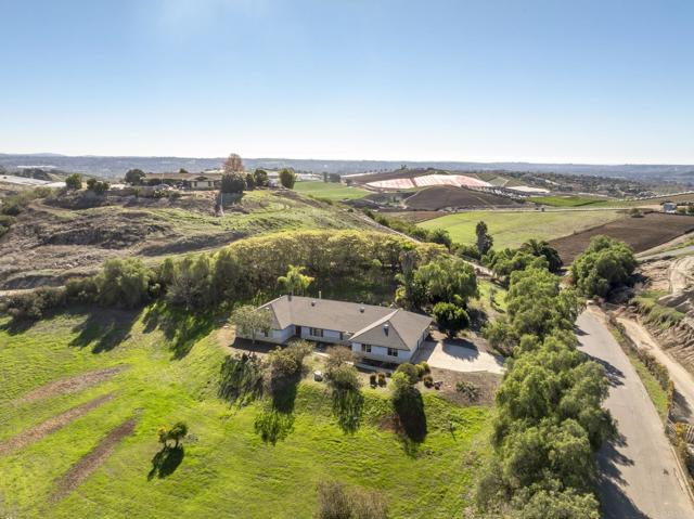 Detail Gallery Image 46 of 53 For 1420 Wilshire Rd, Fallbrook,  CA 92028 - 3 Beds | 2/1 Baths