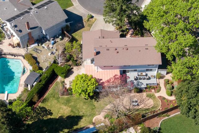 310 Trestle Glen Ct, Walnut Creek CA: https://media.crmls.org/mediaz/74b01fb8-201d-4f50-8608-cedcb809b9ab.jpg