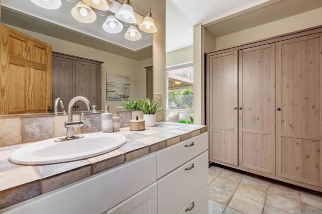 10495 Garcia Lane, Gilroy CA: https://media.crmls.org/mediaz/74b0284d-d565-4cf7-b100-497f62459b3d.jpg