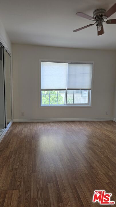 350 S Hobart Boulevard, Los Angeles CA: https://media.crmls.org/mediaz/74b02a79-c37b-4592-9d8f-4a972054a991.jpg