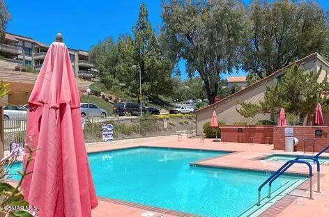 788 Pinetree Circle, Thousand Oaks CA: https://media.crmls.org/mediaz/74b0af3b-2d97-40d5-812a-68b2b5ec68e0.jpg