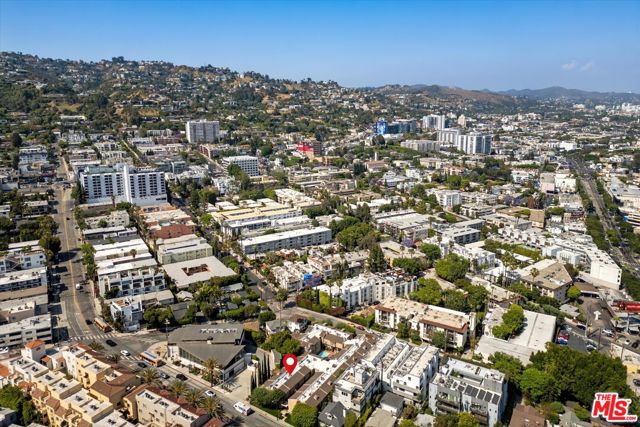 853 Larrabee Street, West Hollywood CA: https://media.crmls.org/mediaz/74b0c60d-d44b-4134-96f7-d2eaff31bfff.jpg