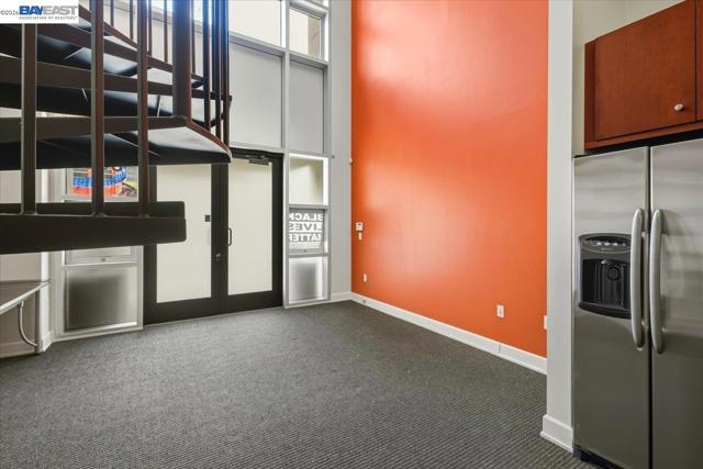 809 Clay St, Oakland CA: https://media.crmls.org/mediaz/74b0e1c7-0aeb-4091-8259-2f199da46648.jpg